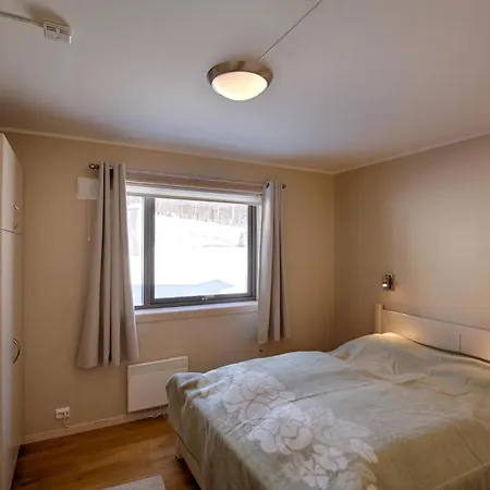A Family-friendly, Pet-friendly Getaway In Center *
