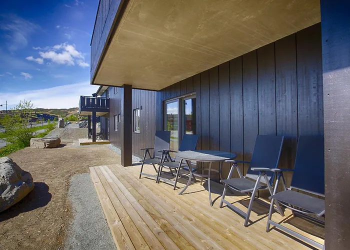 A Family-friendly, Pet-friendly Getaway In Center *