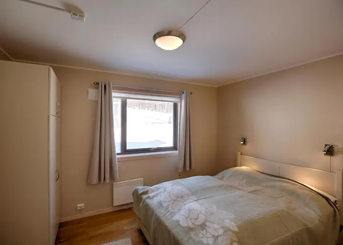 A Family-friendly, Pet-friendly Getaway In Center *