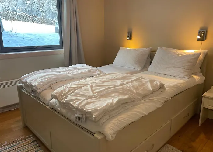 A Family-friendly, Pet-friendly Getaway In Center *
